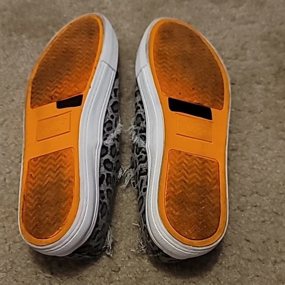 Rocket Dog Slip-on Canvas Casual Shoes - Picture 8 of 8